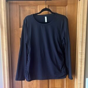 Zella Black Long Sleeve Top w side ruching
